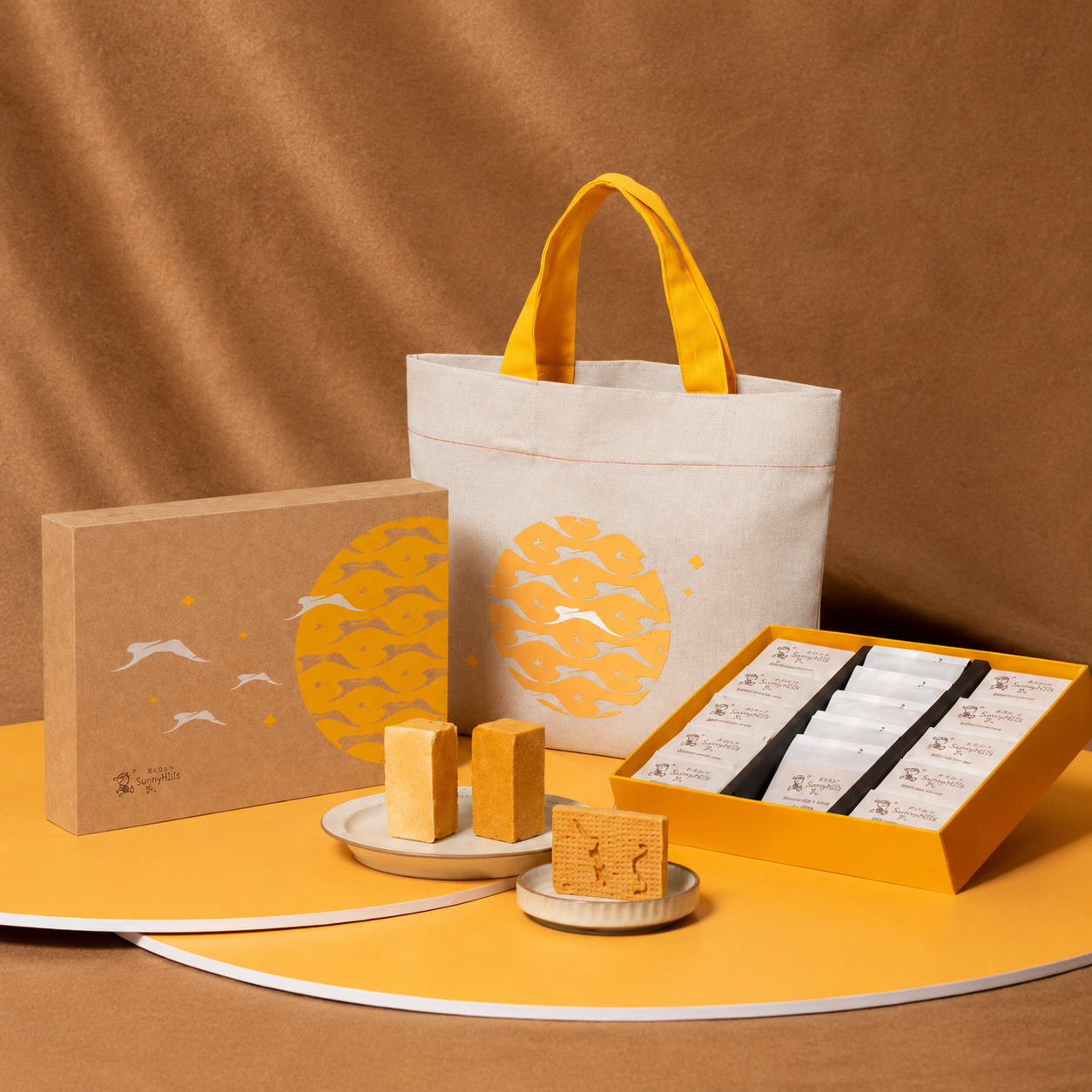 SunnyHills Classic Assorted Gift Box 15pcs – Mid-Autumn Festival Limited Edition