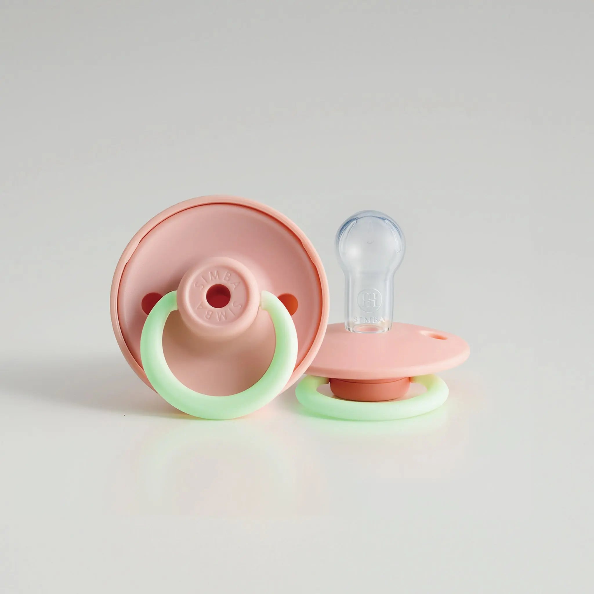 Simba | Twisty Round Pacifier (Glows in the Dark) Blush【Pink】– All Ages Simba