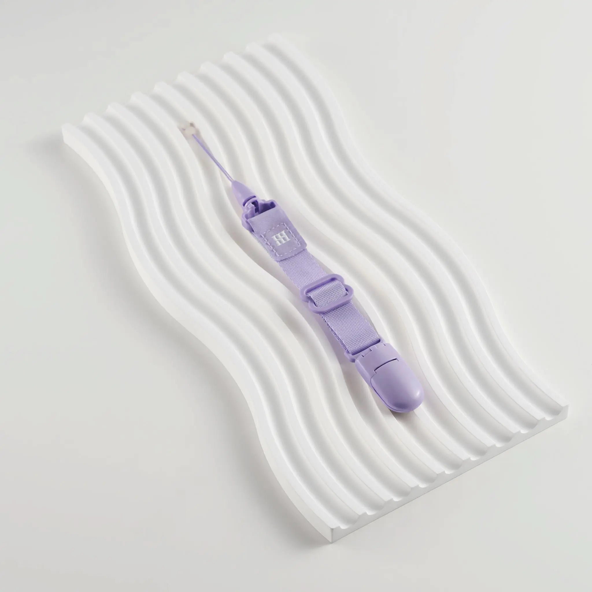 Simba | Allongé Glow-in-the-Dark Pacifier Clip -Beni Imo【Purple】 - Anini Baby Australia