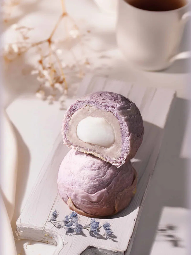 Duen Tai Taro Trio Mid-Autumn Pastry Gift Box (6pcs)